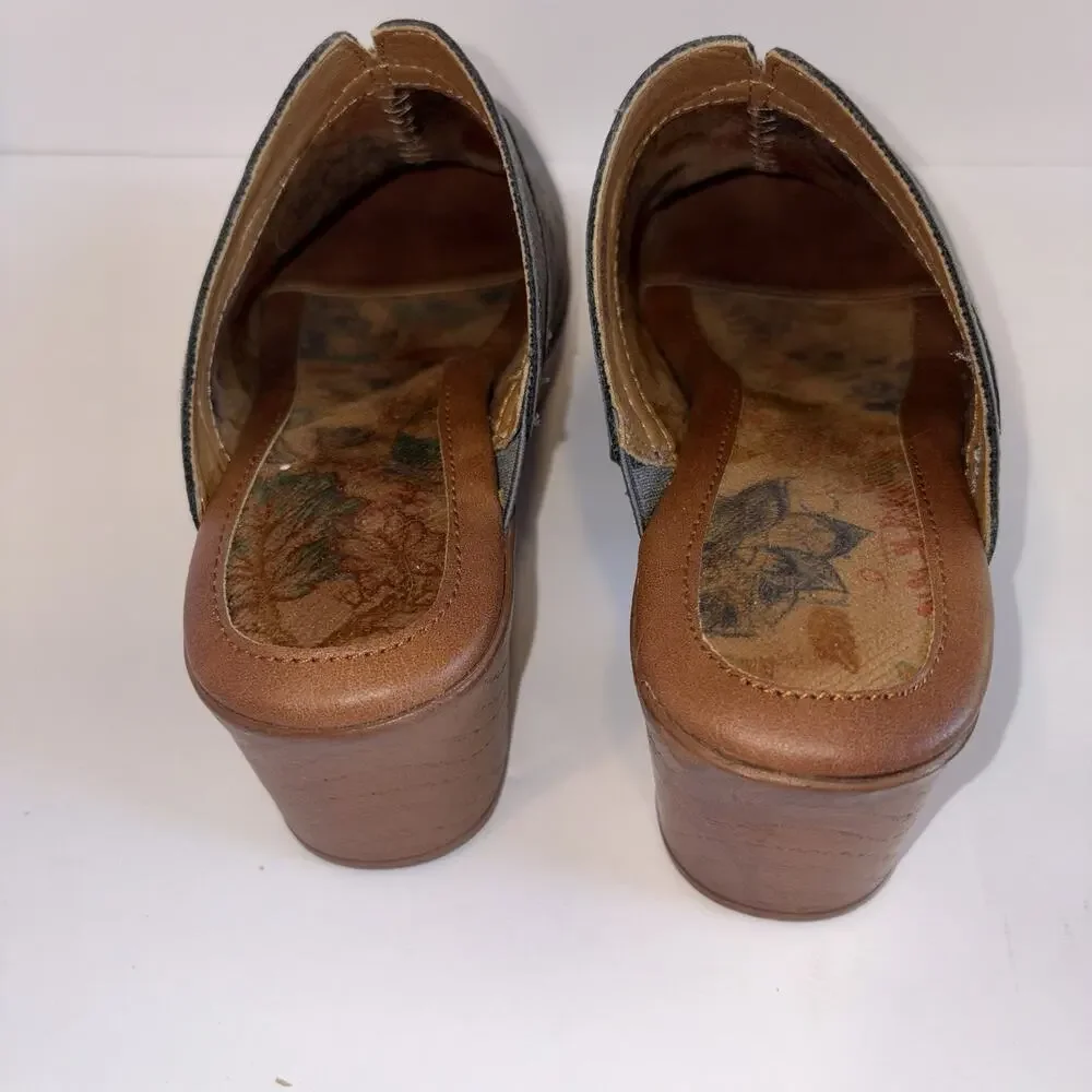 BOC Women's Suede Clog Gray